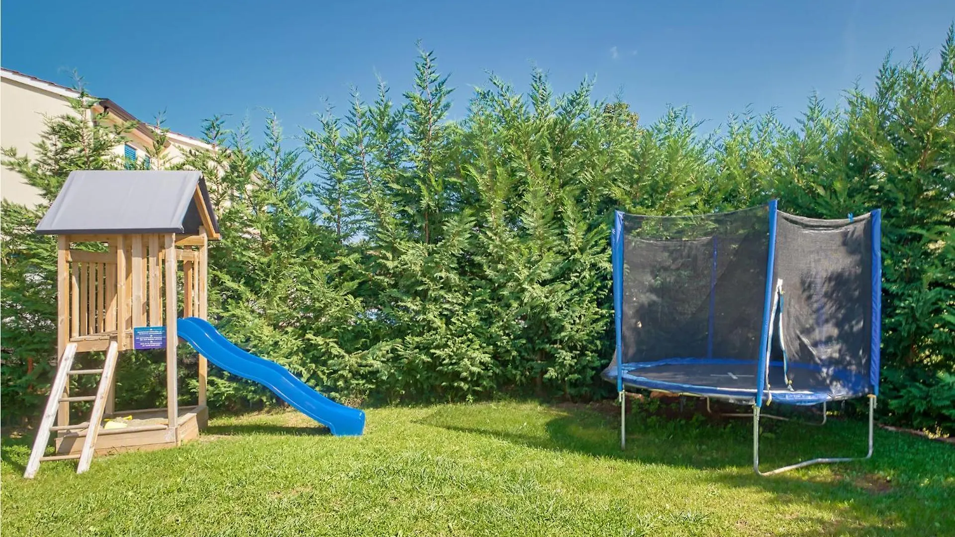 Holiday home Amazing Home In Naselje Muzini With Wifi Tomisici
