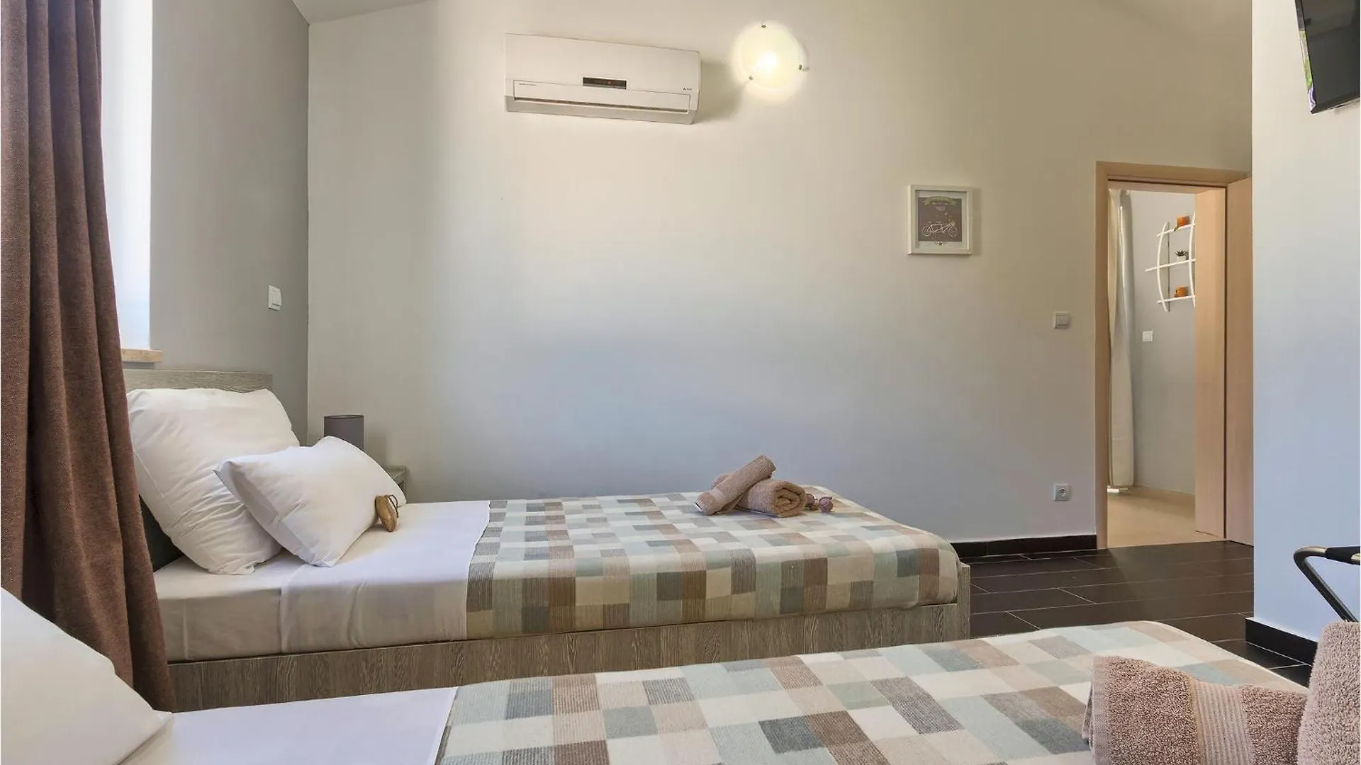Amazing Home In Naselje Muzini With Wifi Tomisici Croatia