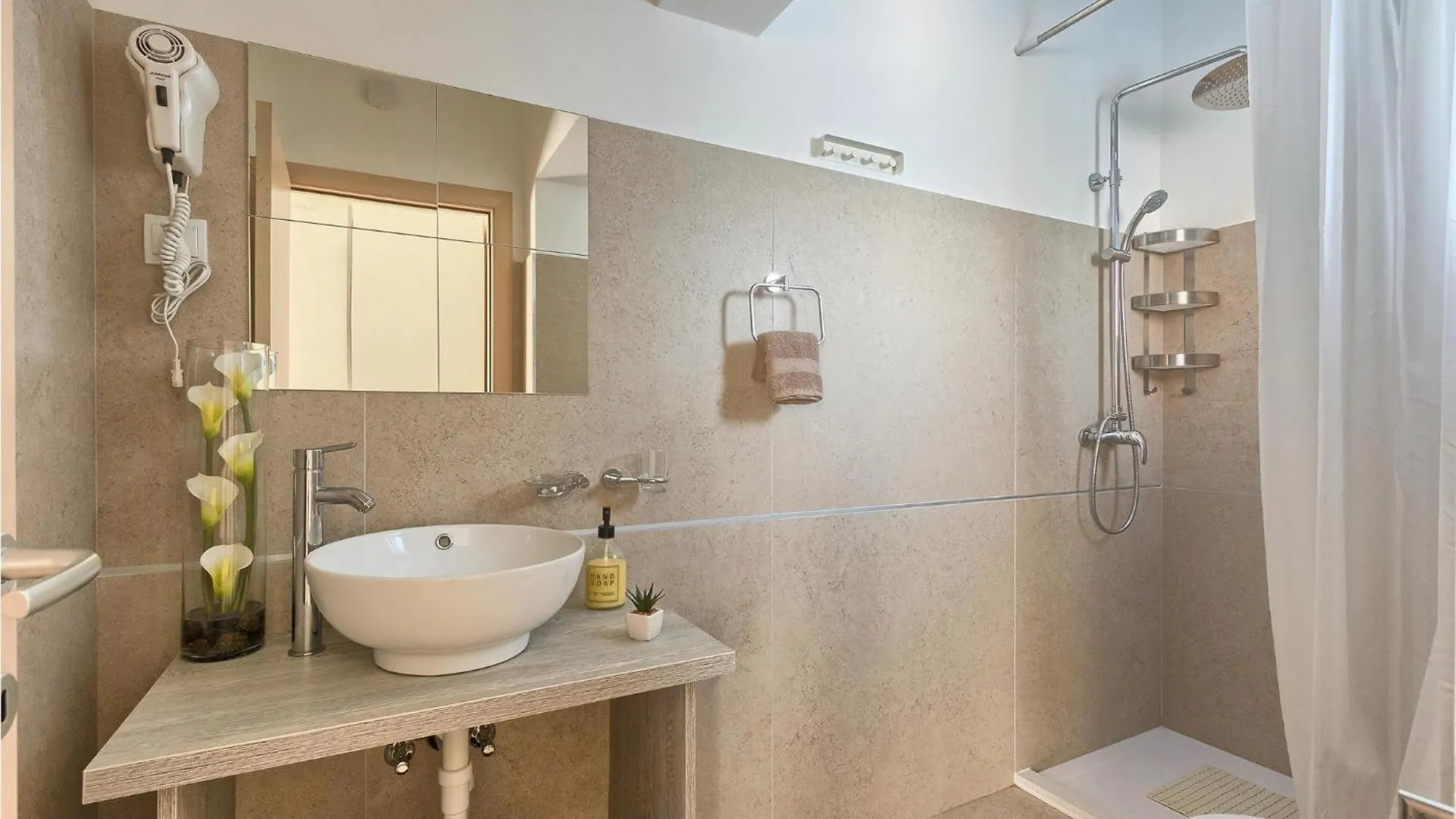 Σπίτι διακοπών Amazing Home In Naselje Muzini With Wifi Tomisici Κροατία