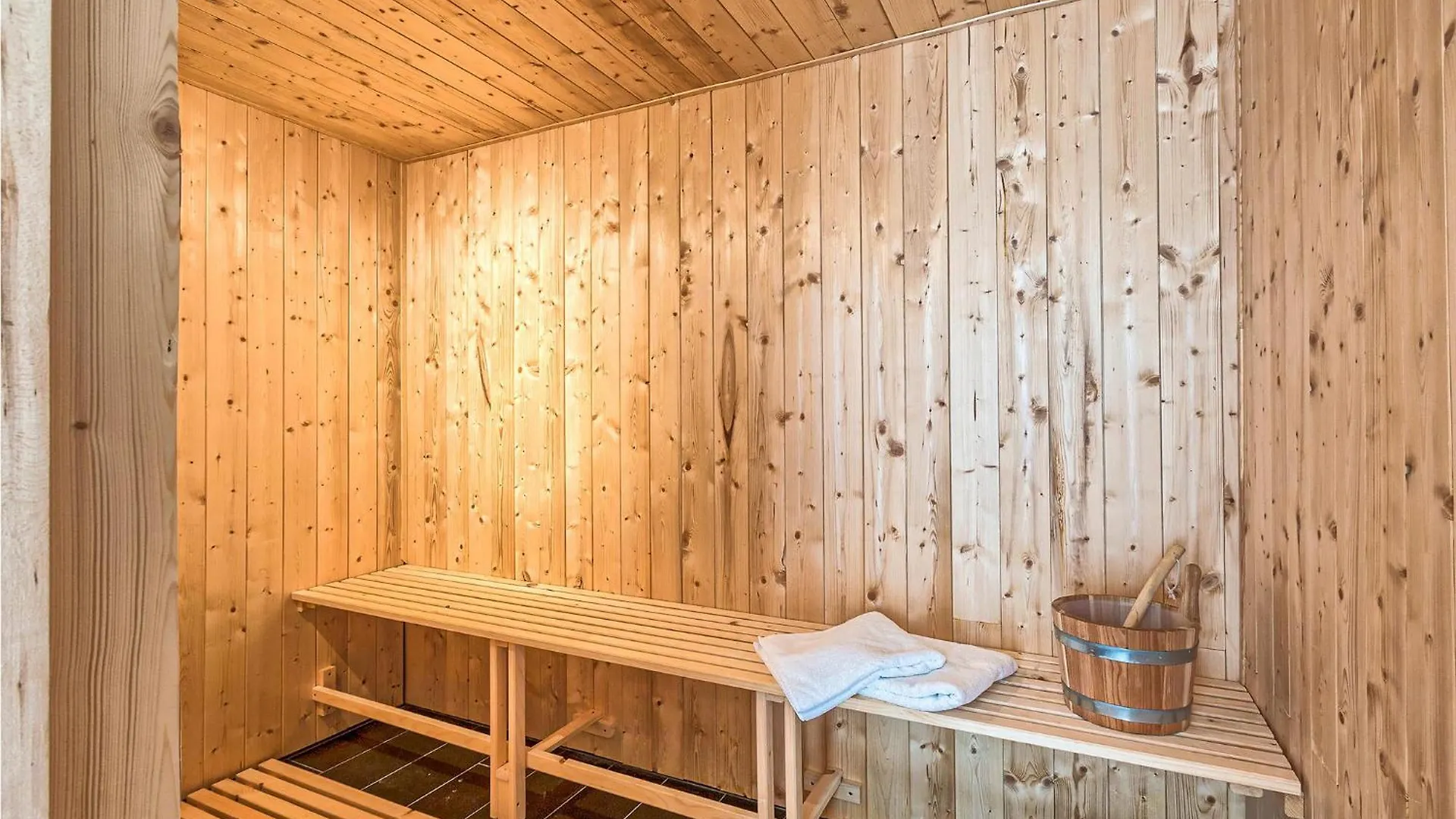 Holiday home Amazing Home In Naselje Muzini With Wifi Tomisici